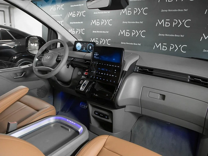 Hyundai Staria Черный Non metallic фото 7