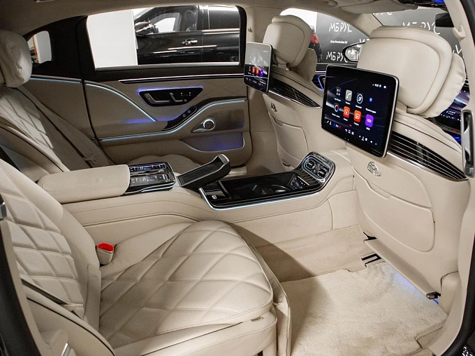 Mercedes-Benz Maybach S-Класс Черный Non metallic фото 12