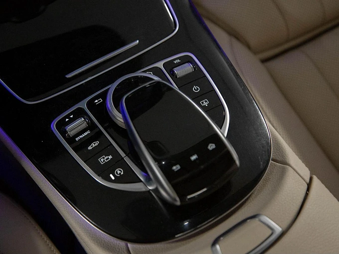 Mercedes-Benz E-Класс 2016 220 2.0d AT 4Matic (194 л.с.) фото 25