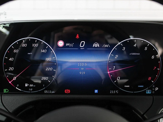 Mercedes-Benz E-Класс Белый Non metallic фото 20