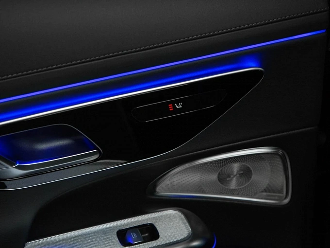 Mercedes-Benz E-Класс Черный Non metallic фото 26