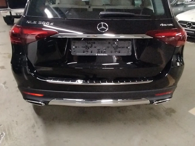 Mercedes-Benz GLE Черный Non metallic фото 7