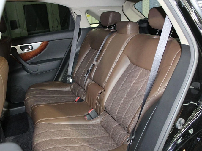 Infiniti QX70 2016 3.7 AT 4WD (333 л.с.) фото 16