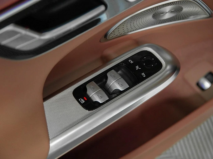 Mercedes-Benz E-Класс Белый Non metallic фото 21