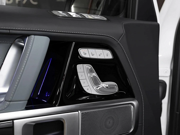 Mercedes-Benz G-Класс Белый Non metallic фото 19