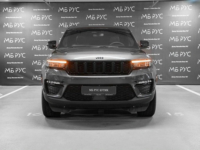 Jeep Grand Cherokee 2023 2.0 AT 4WD (272 л.с.) фото 2
