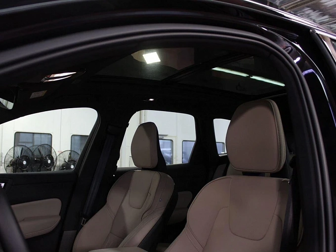 Volvo XC60 2025 2.0 AT 4WD (250 л.с.) фото 10