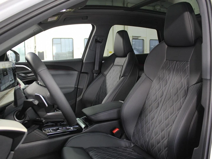Audi Q5 Белый Non metallic фото 12