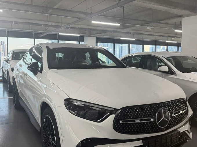 Mercedes-Benz GLC coupe Белый Non metallic фото 5