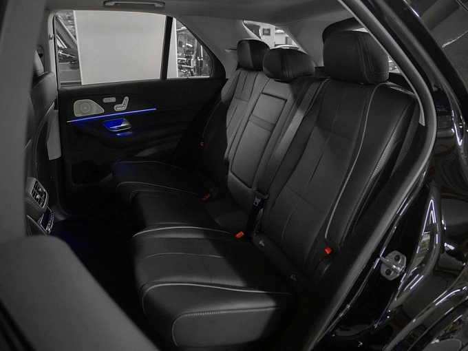 Mercedes-Benz GLE Черный Non metallic фото 3