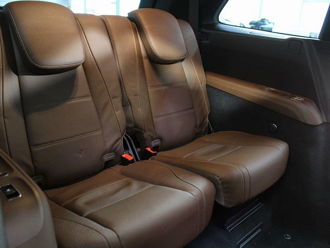 Mercedes-Benz GLS 2025 450 3.0 AT 4Matic (381 л.с.) фото 19