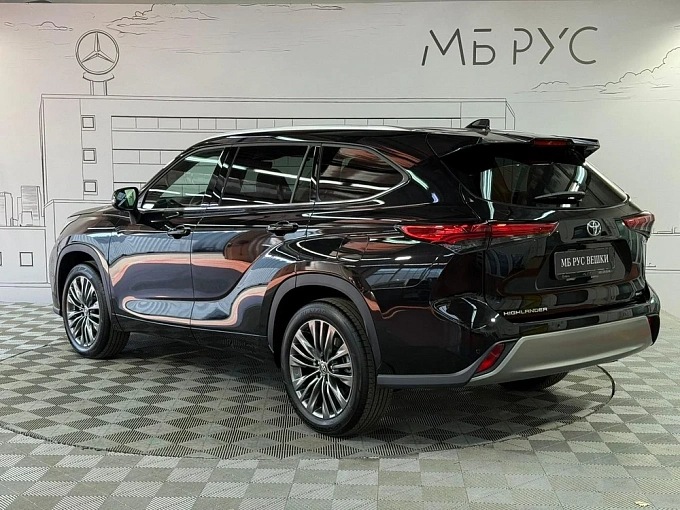 Toyota Highlander Черный Non metallic фото 4