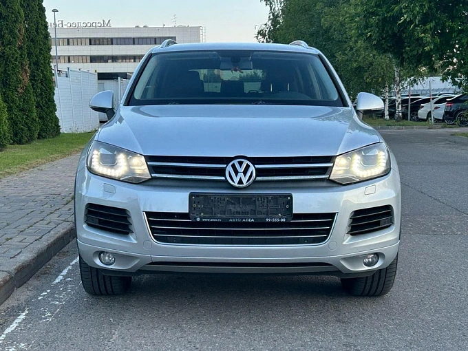 Volkswagen Touareg 2013 3.6 AT 4WD (249 л.с.) фото 4