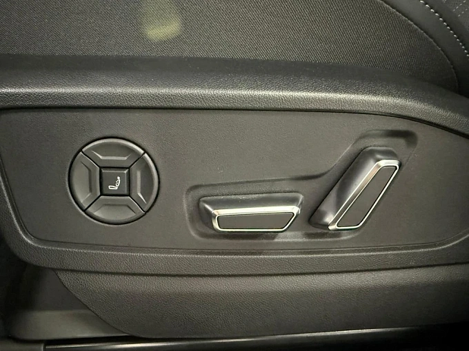 Audi Q5 Зеленый Non metallic фото 23