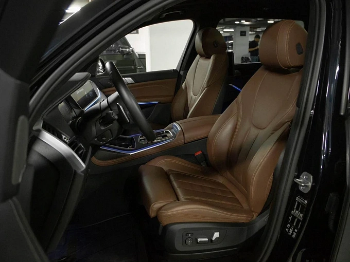 BMW X7 2020 3.0 AT 4WD (340 л.с.) фото 8