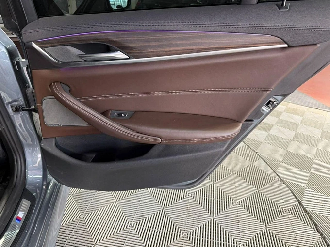 BMW 5 серии 2019 530 3.0d AT 4WD (249 л.с.) фото 26