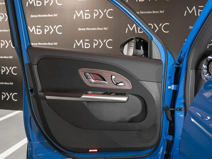 Mercedes-Benz GLB Синий Non metallic фото 10