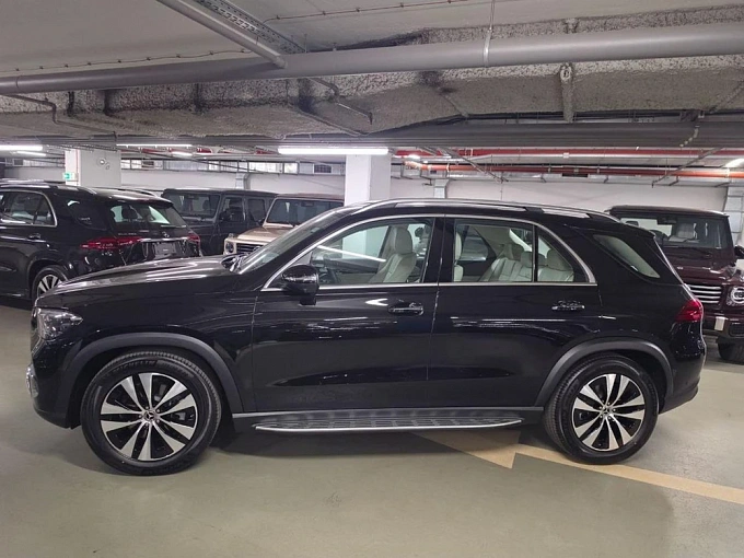 Mercedes-Benz GLE Черный Non metallic фото 2