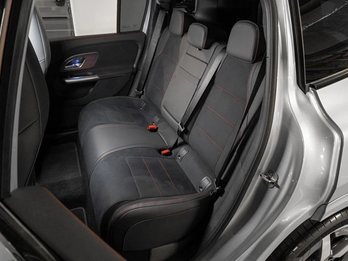 Mercedes-Benz GLB Серебряный Non metallic фото 3