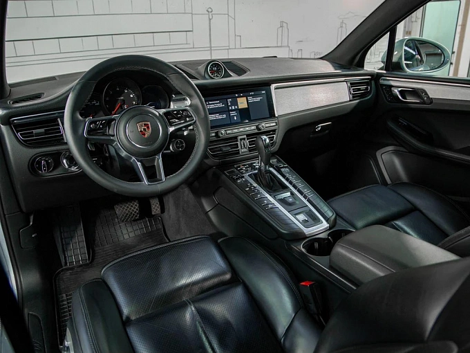Porsche Macan 2020 2.0 AMT 4WD (252 л.с.) фото 10