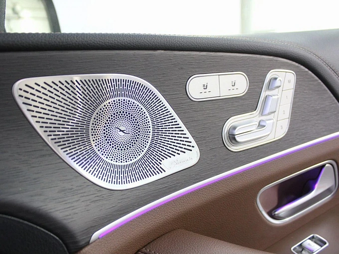Mercedes-Benz GLE 2024 450 3.0 AT 4Matic (381 л.с.) фото 36