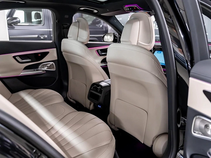 Mercedes-Benz E-Класс Черный Non metallic фото 9