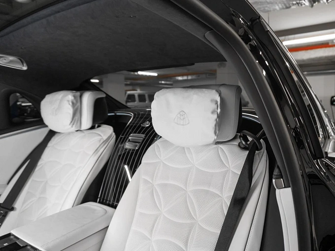 Mercedes-Benz Maybach S-Класс Черный Non metallic фото 12