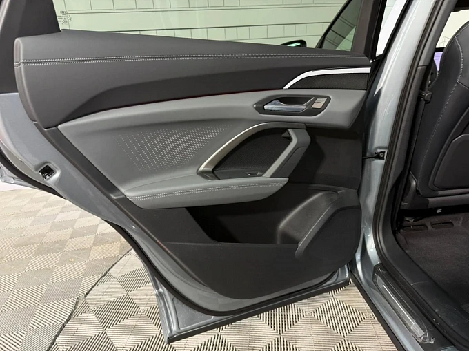 Audi Q5 Серый Non metallic фото 26
