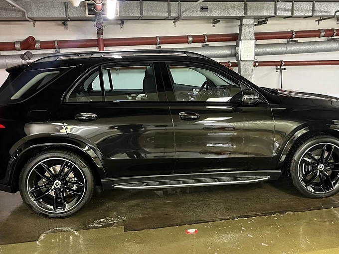 Mercedes-Benz GLE Черный Non metallic фото 4