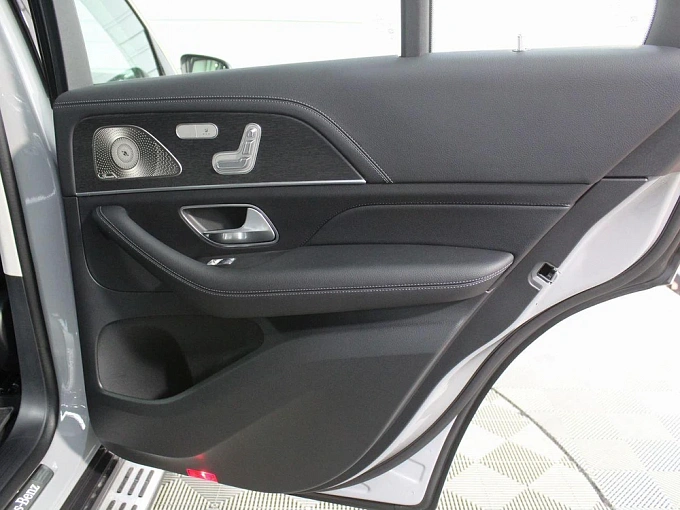 Mercedes-Benz GLE 2025 450 3.0 AT 4Matic (381 л.с.) фото 26
